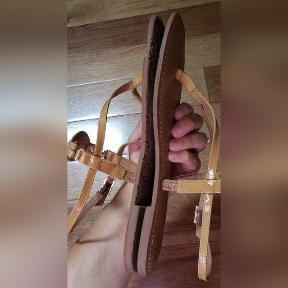 Tori Burch Ali Thong Sandal - Picture 5 of 7